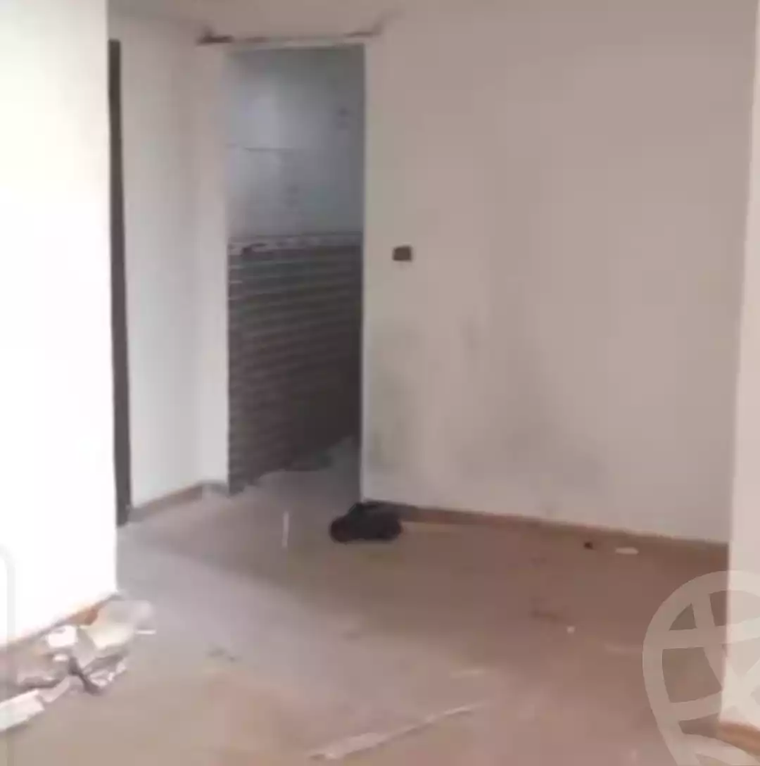 https://aqarmap.com.eg/en/listing/6007881-for-sale-alexandria-alexandria-marsa-matrouh-rd