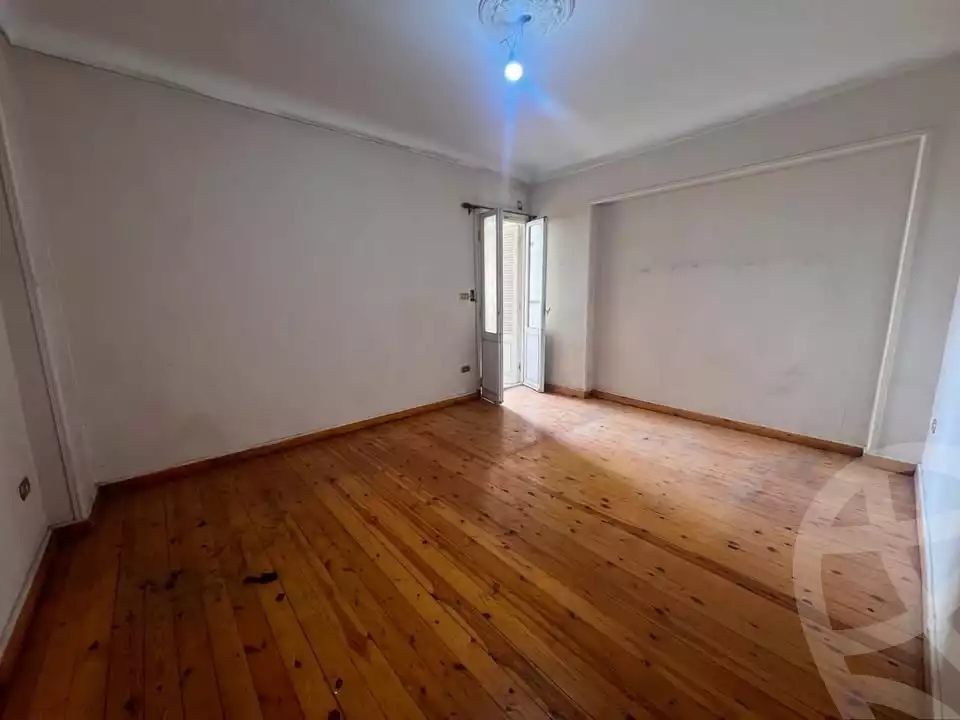 https://aqarmap.com.eg/en/listing/6008446-for-rent-alexandria-zezenia