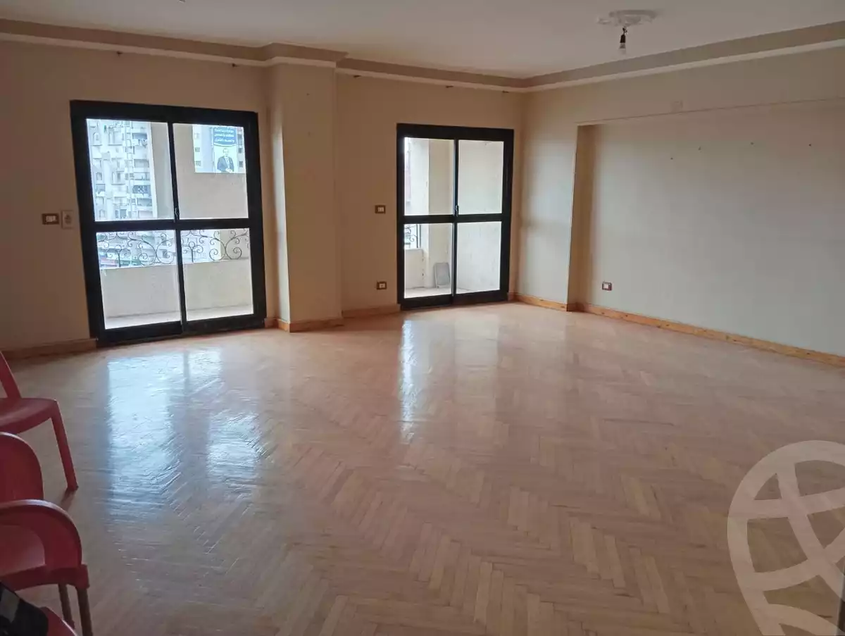 https://aqarmap.com.eg/ar/listing/6008481-for-rent-gharbia-tanta-tanta-city-el-kornish-rd