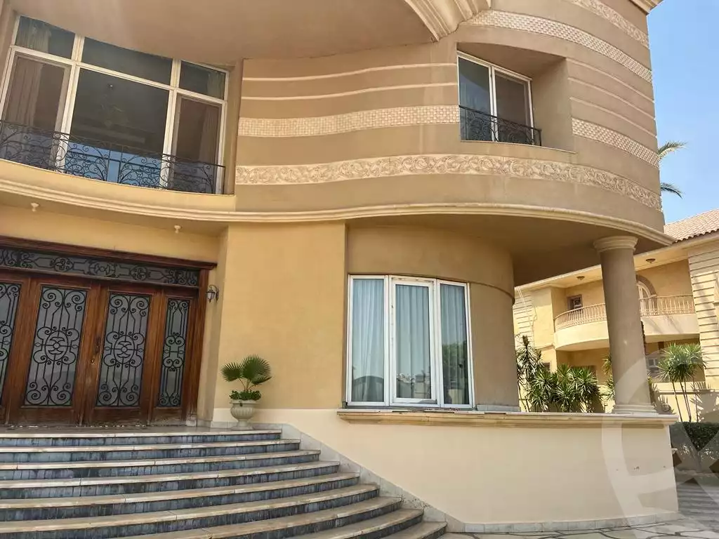https://aqarmap.com.eg/en/listing/6008631-for-sale-cairo-al-oubour-l-bwr-ljdyd-icon-mall- al-ashraaf