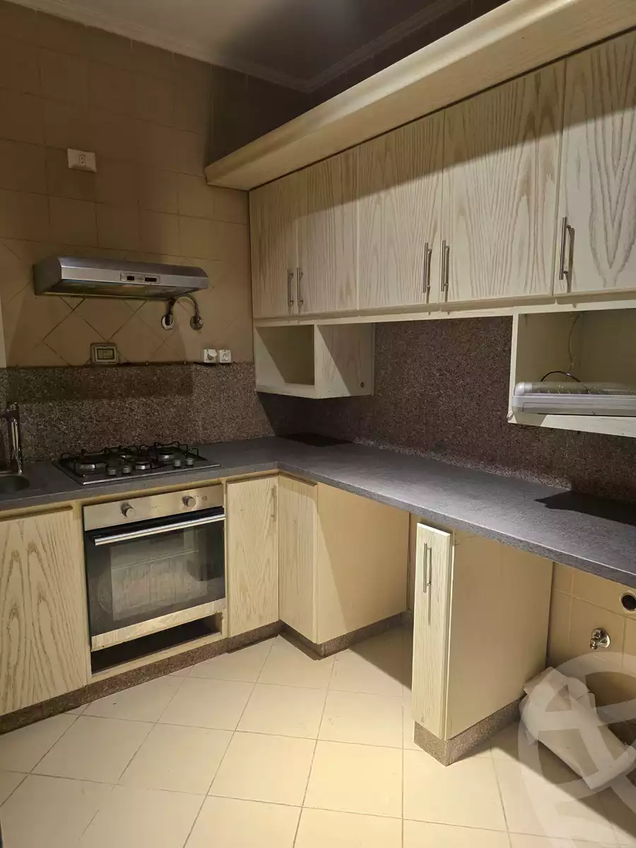 https://aqarmap.com.eg/en/listing/6009094-for-rent-cairo-el-sheikh-zayed-city-compounds-dh-drys