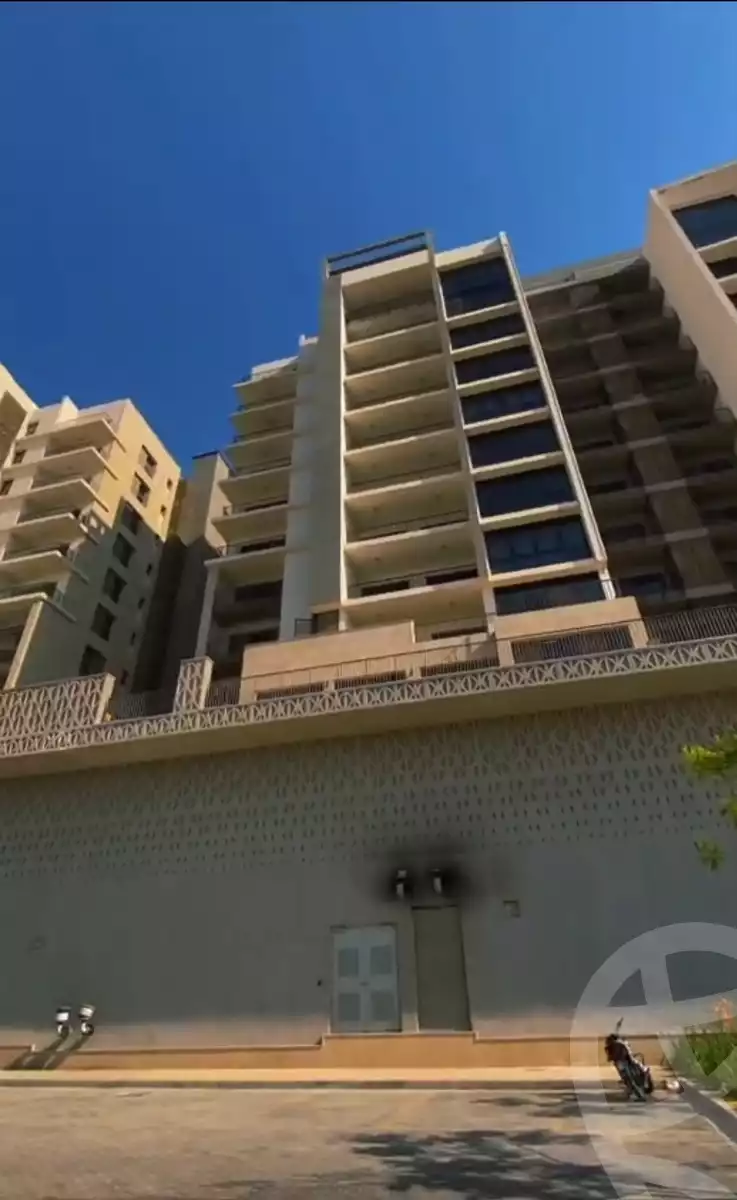 https://aqarmap.com.eg/ar/listing/6010534-for-rent-cairo-el-sheikh-zayed-city-compounds-zyd-wr-llttwyr-park-towers-zed-el-sheikh-zayed-compound