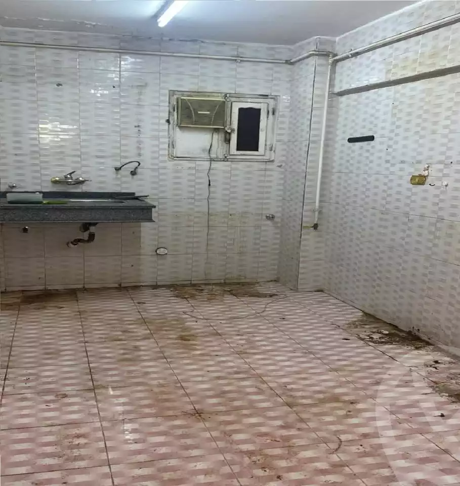 https://aqarmap.com.eg/en/listing/6010580-for-sale-cairo-helwan-helwan-el-sharkeya-mostafa-safwat-st