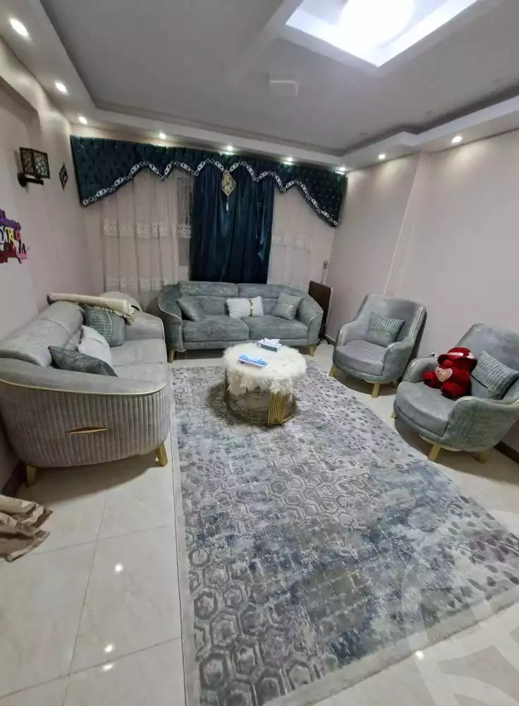 https://aqarmap.com.eg/en/listing/6010681-for-sale-cairo-faisal-kafr-tohormos-queen-nazli-st