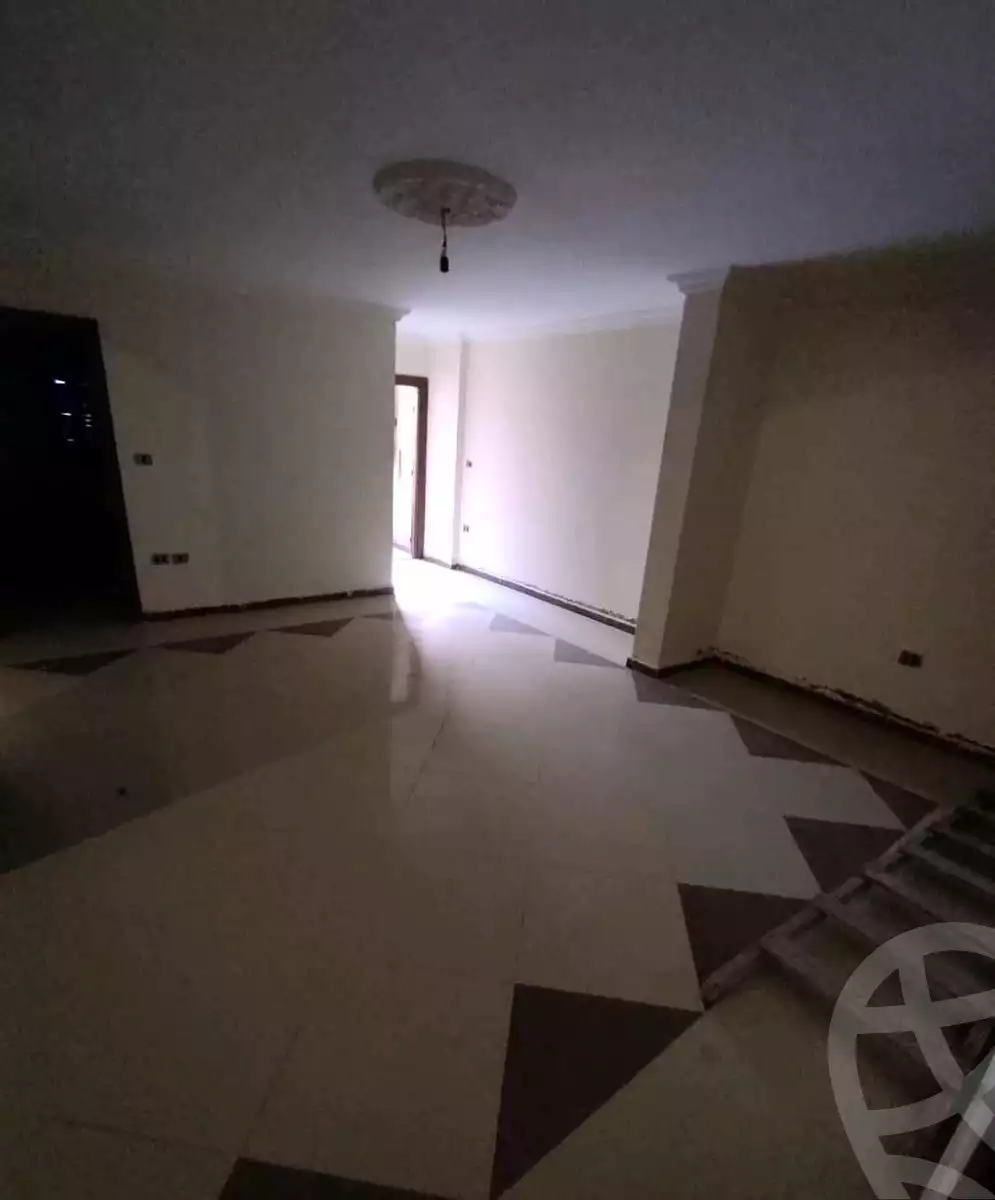 https://aqarmap.com.eg/ar/listing/6011332-for-sale-alexandria-l-jmy-lbytsh-el-hanafeya-st