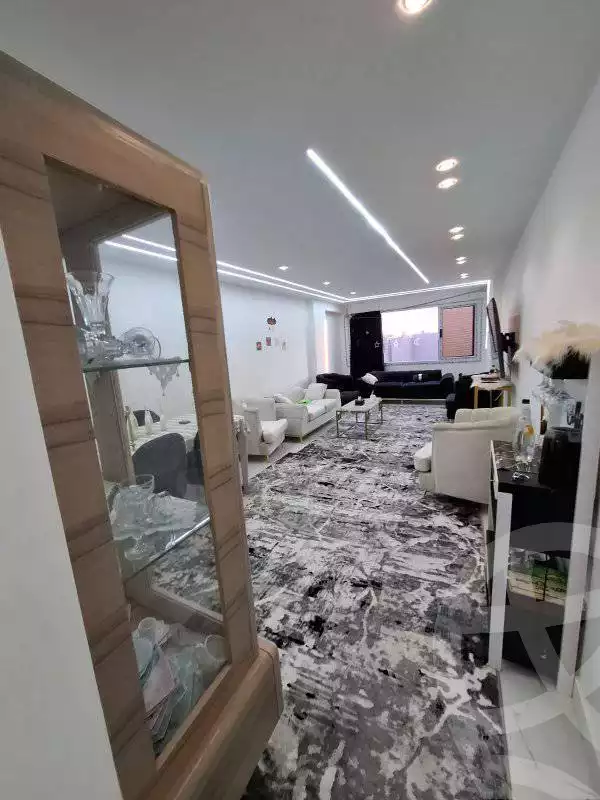 https://aqarmap.com.eg/ar/listing/6011370-for-sale-cairo-el-haram-el-maryotya-al-bahnasawi-st