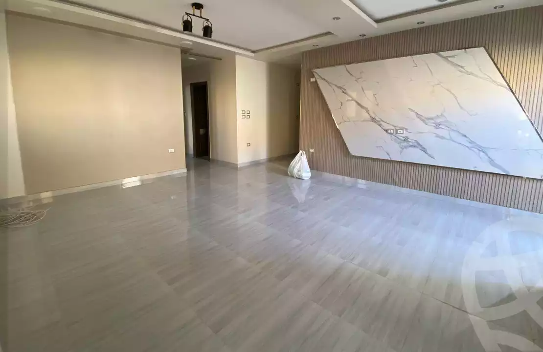 https://aqarmap.com.eg/en/listing/6012073-for-rent-cairo-mokattam-el-hadabah-el-wosta-el-mantaqa-el-olaa