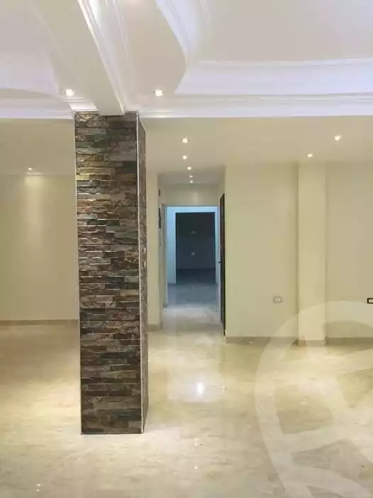 https://aqarmap.com.eg/en/listing/6012131-for-sale-asyut-asyut-city-el-helaly-st