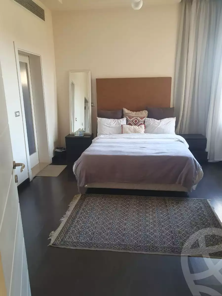 https://aqarmap.com.eg/en/listing/6013417-for-sale-cairo-el-sheikh-zayed-city-compounds-kmbwnd-ljry-swdyk