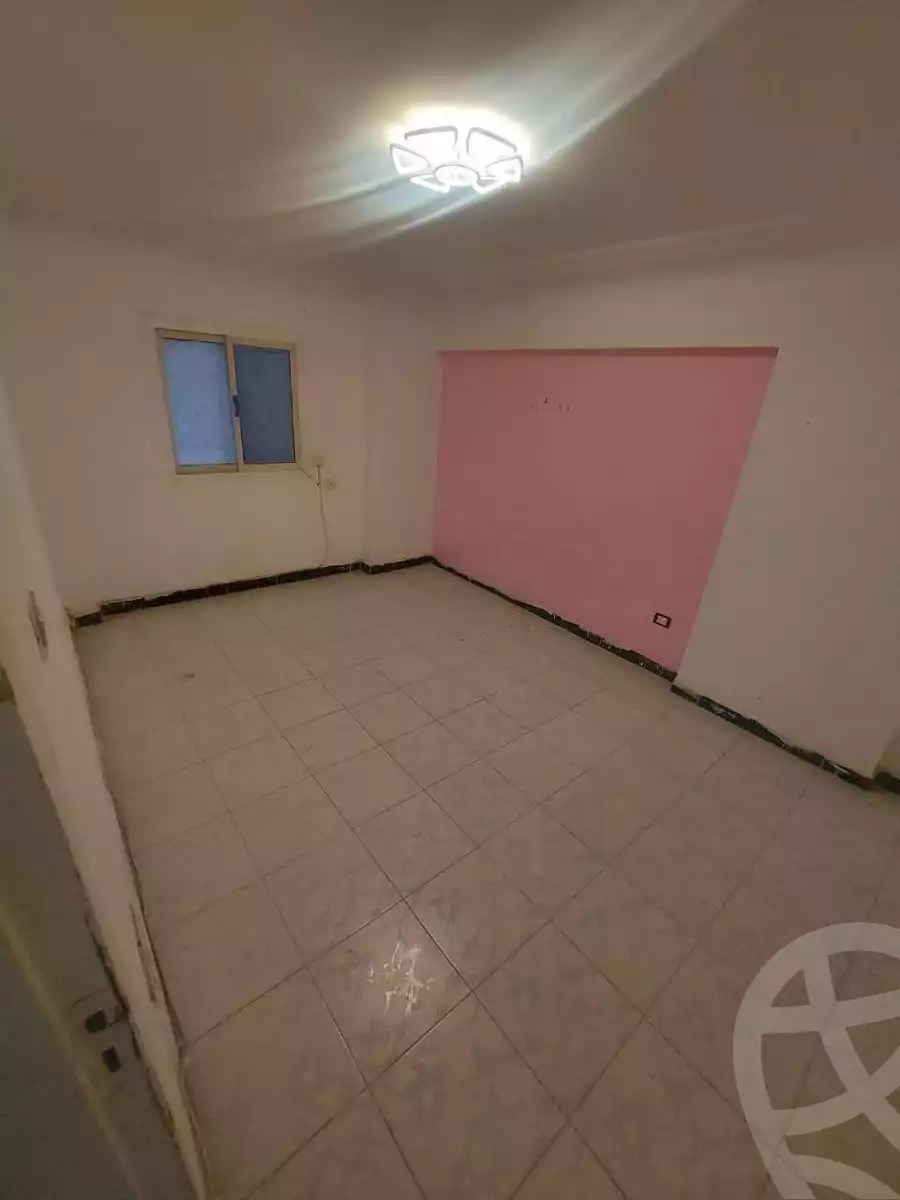https://aqarmap.com.eg/en/listing/6013478-for-rent-cairo-helwan-helwan-el-sharkeya-heidar-st