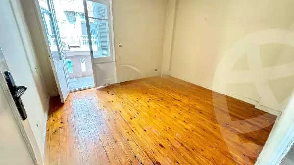 https://aqarmap.com.eg/ar/listing/6014342-for-sale-alexandria-ganaklis-shr-bw-qyr-tryq-lhry