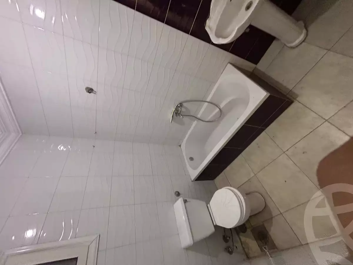 https://aqarmap.com.eg/en/listing/6014485-for-rent-cairo-mokattam-lhdb-l-ly-manteqt-ganob-s