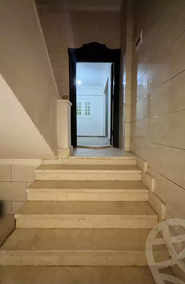 https://aqarmap.com.eg/ar/listing/6014601-for-rent-cairo-15th-of-may-mjwr-5-shr-mkrm-byd