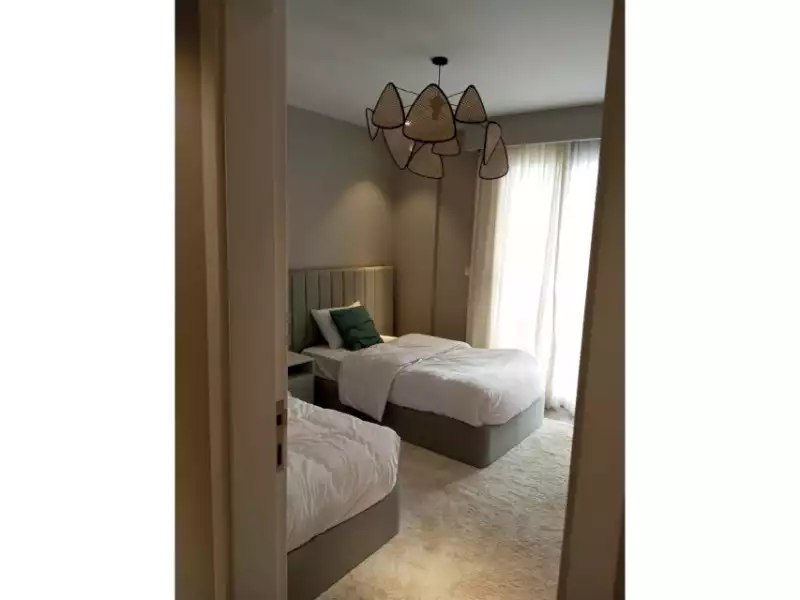 https://aqarmap.com.eg/en/listing/6015434-for-sale-cairo-el-sheikh-zayed-city-compounds-kmbwnd-fyldj-wyst-dr-llttwyr