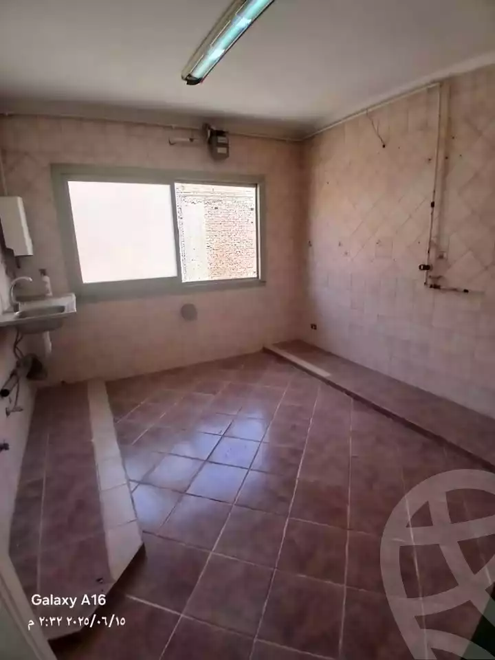 https://aqarmap.com.eg/en/listing/6017931-for-rent-cairo-mokattam-lhdb-l-ly-shareaa-9
