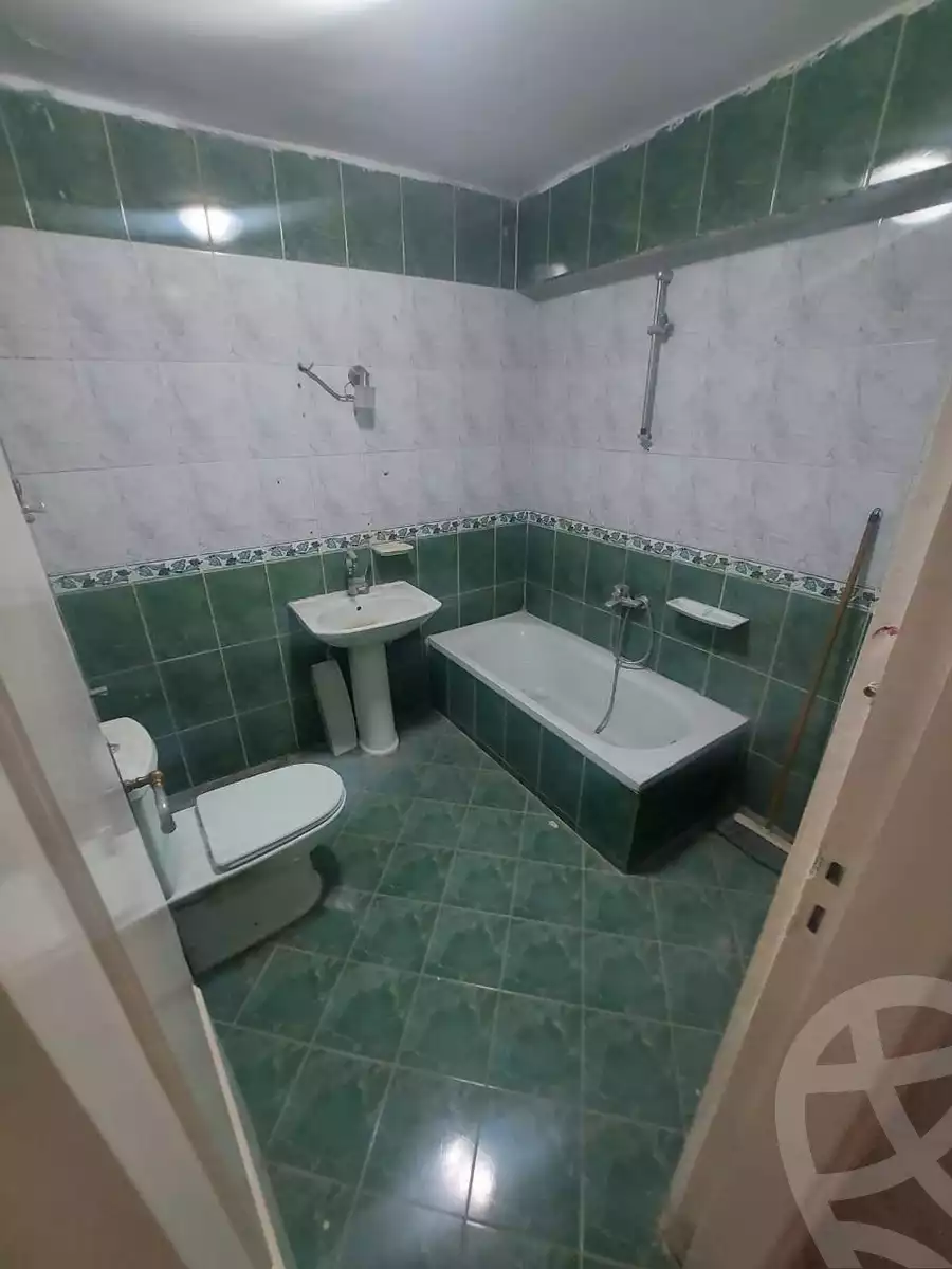https://aqarmap.com.eg/en/listing/6018066-for-rent-cairo-helwan-helwan-el-sharkeya-el-maraghi-st