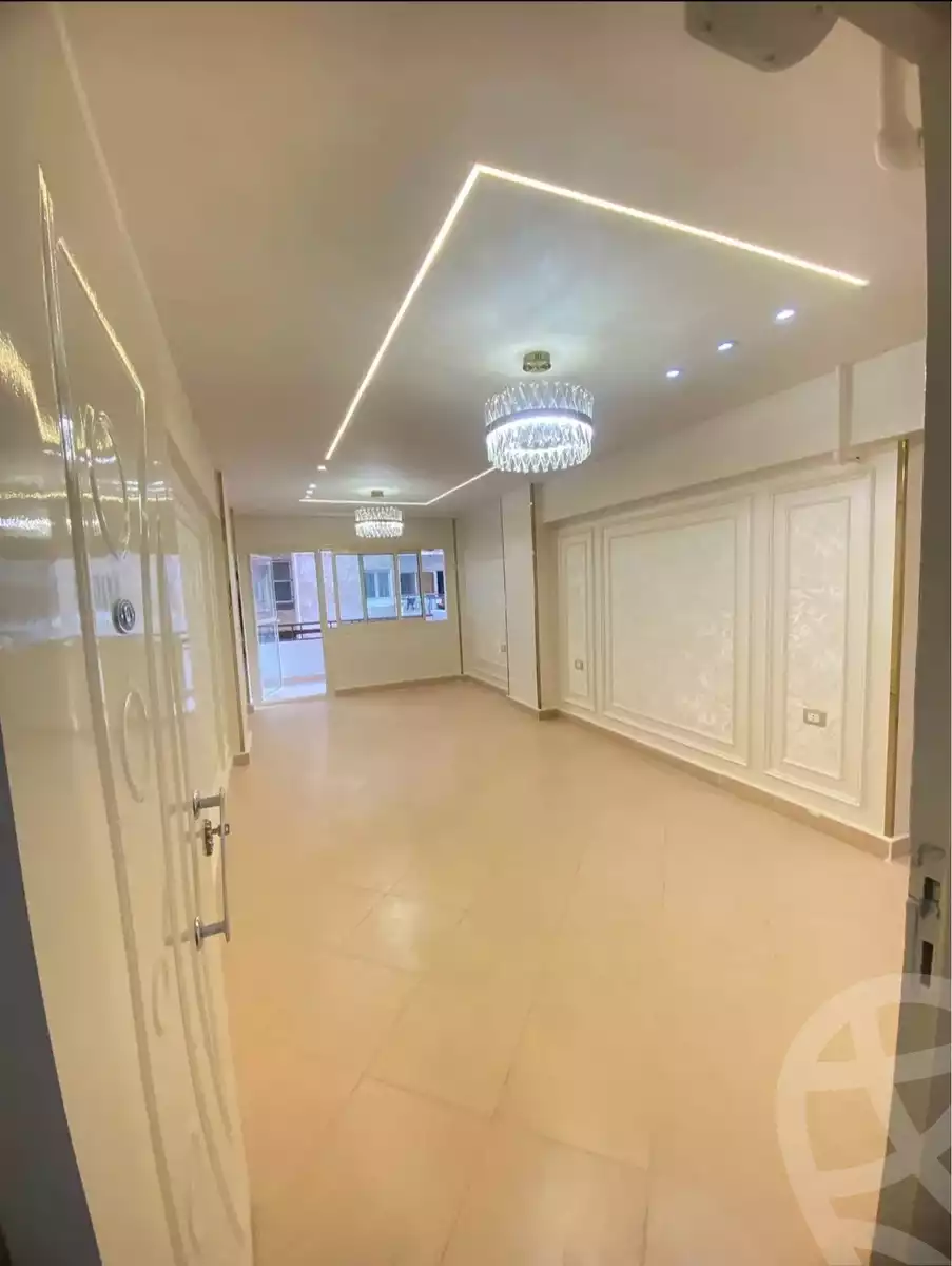 https://aqarmap.com.eg/ar/listing/6018352-for-sale-alexandria-miami