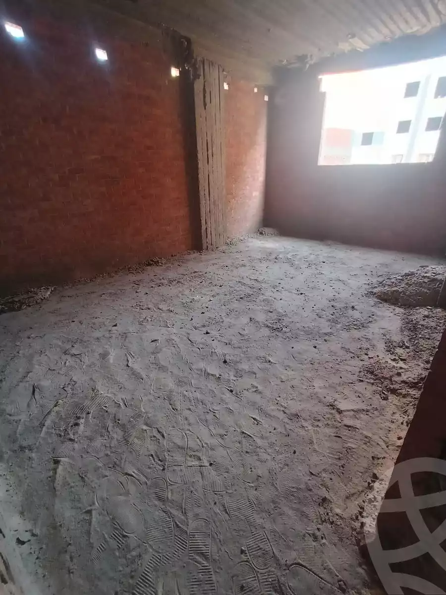 https://aqarmap.com.eg/en/listing/6019062-for-sale-cairo-helwan-hadayek-helwan-el-eshrein-st