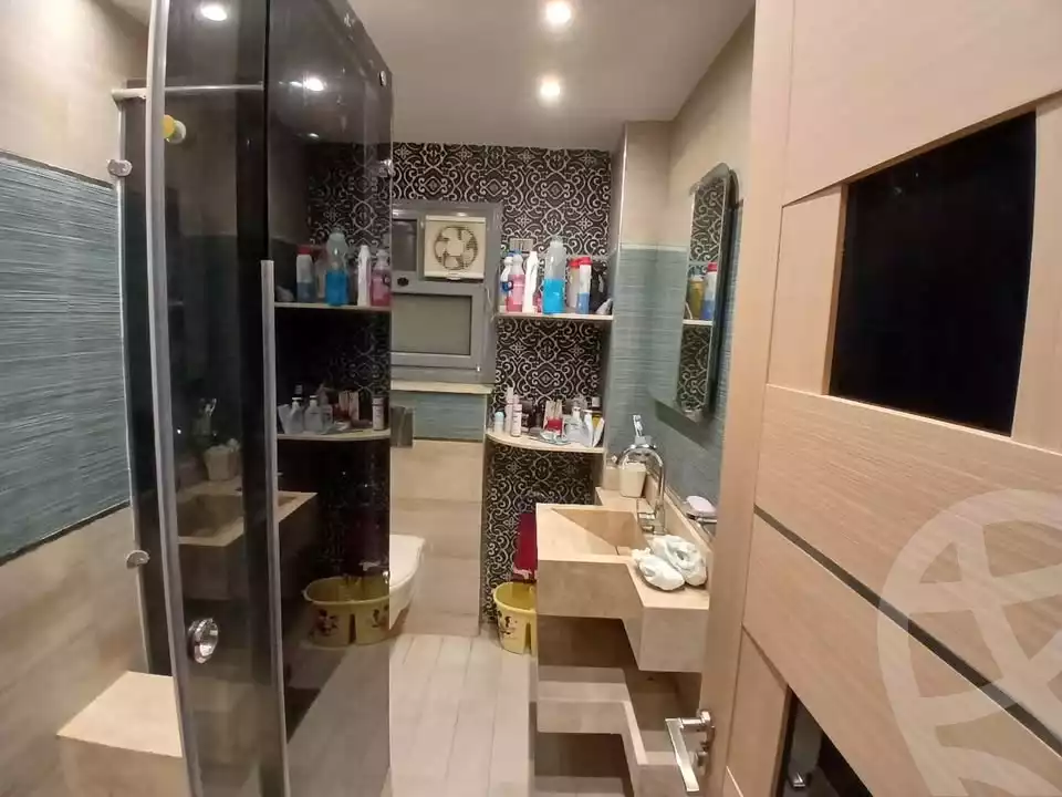 https://aqarmap.com.eg/en/listing/6019207-for-sale-cairo-mokattam-compounds-kmbwnd-jwldn-jyts