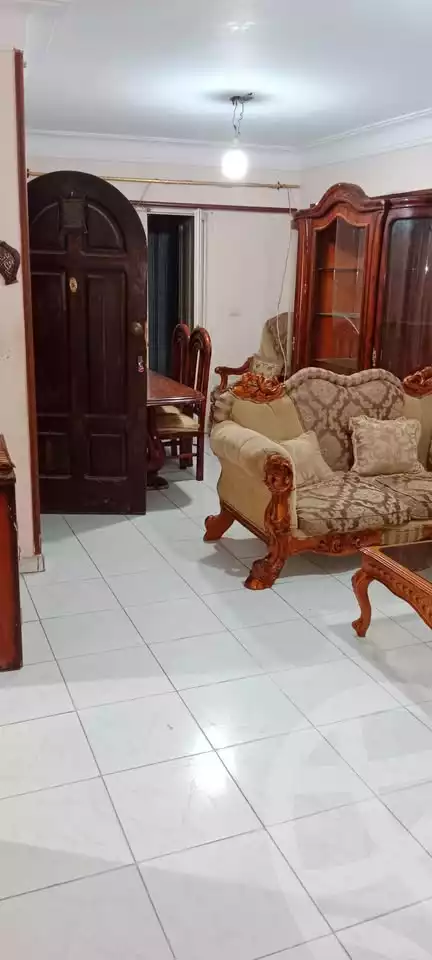 https://aqarmap.com.eg/ar/listing/6021184-for-sale-alexandria-miami-khld-bn-lwlyd