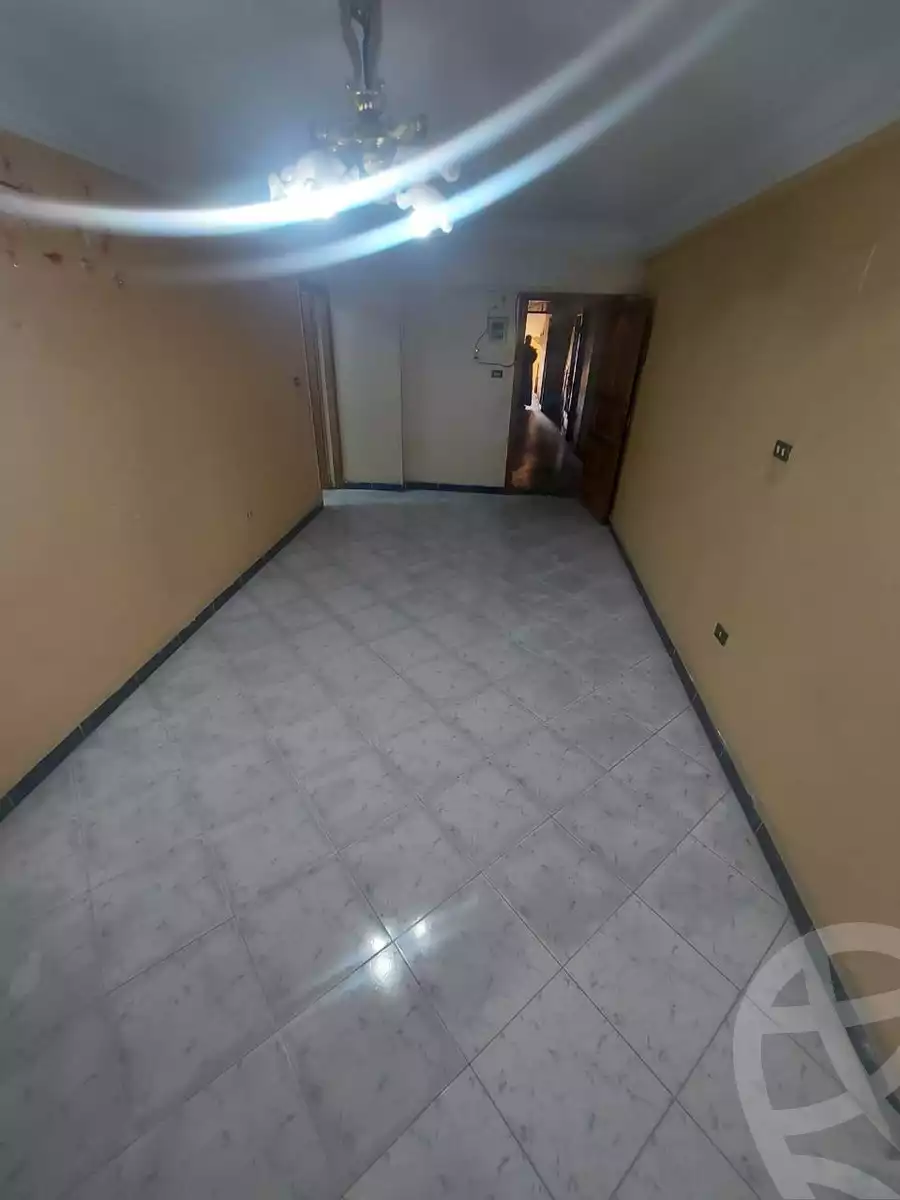 https://aqarmap.com.eg/en/listing/6021612-for-rent-cairo-helwan-helwan-el-sharkeya-heidar-st