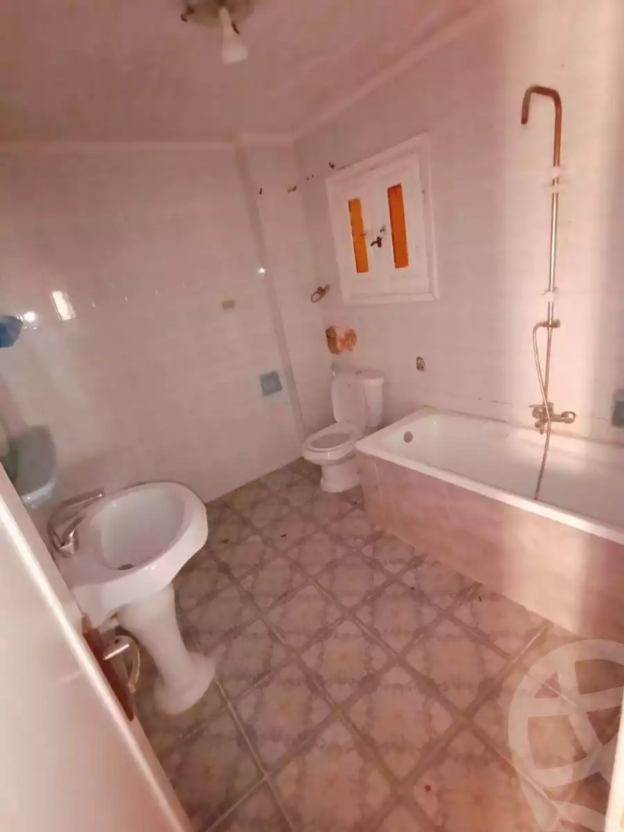 https://aqarmap.com.eg/en/listing/6022722-for-sale-alexandria-l-jmy-el-hanouvel-abo-el-shawareb-st
