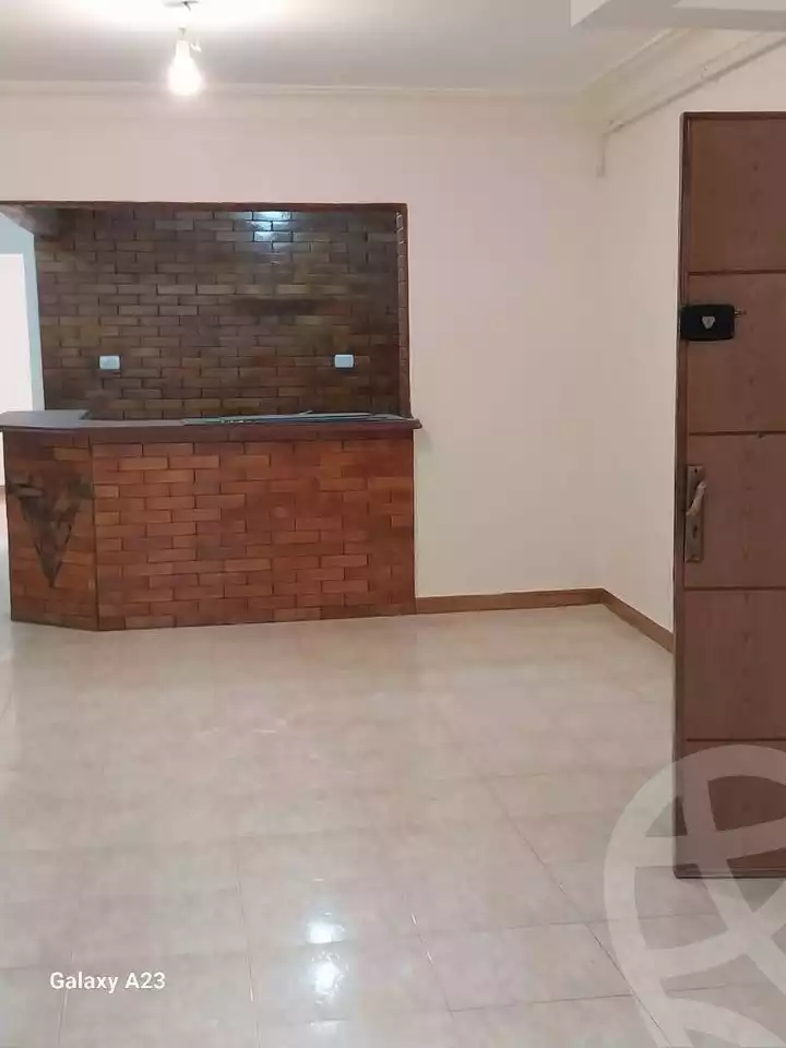 https://aqarmap.com.eg/ar/listing/6024980-for-sale-alexandria-sydy-bshr-sydy-bshr-qbly-rd-lfdly