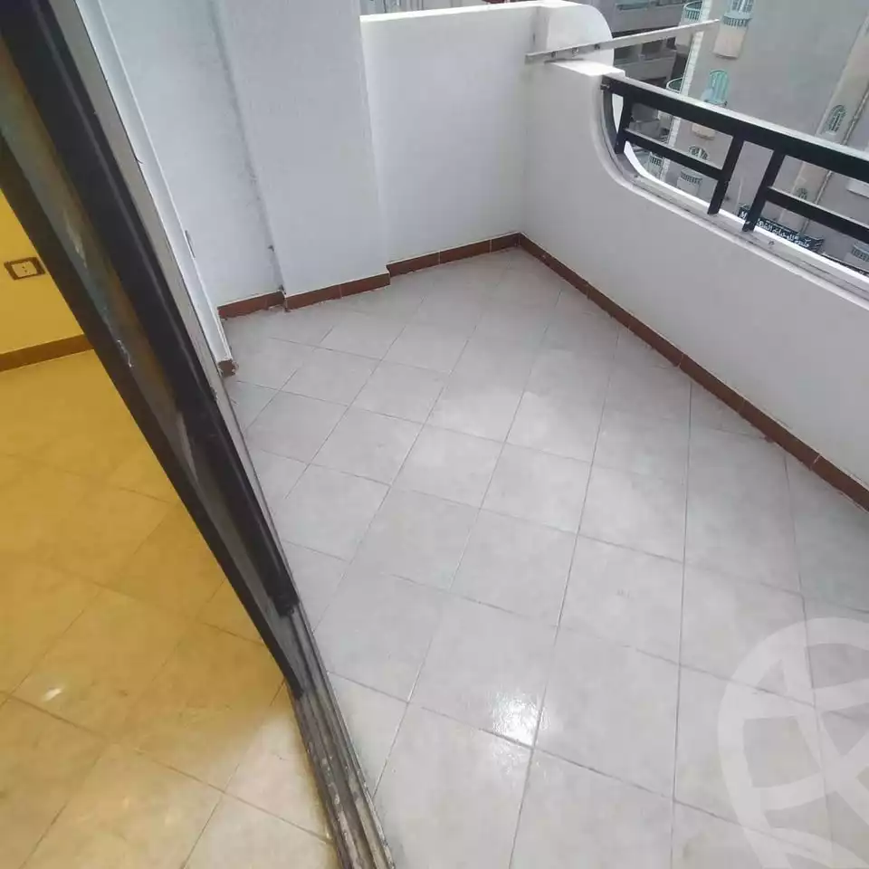 https://aqarmap.com.eg/en/listing/6025715-for-rent-alexandria-l-jmy-shataa-el-nakheel