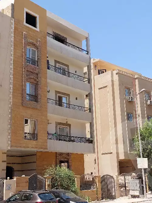 https://aqarmap.com.eg/ar/listing/6023704-for-sale-cairo-new-cairo-compounds-gardenia-hights-abo-el-hawl-abo-el-hawl-1