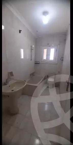 https://aqarmap.com.eg/ar/listing/6026371-for-rent-alexandria-l-jmy-lbytsh-shahr-al-assal-st