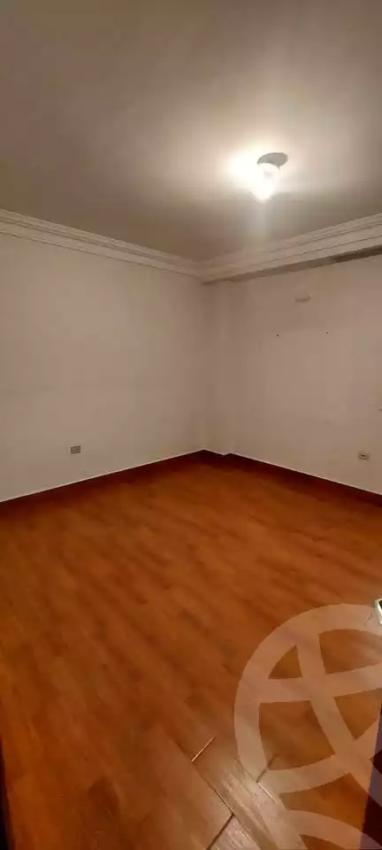 https://aqarmap.com.eg/ar/listing/6026930-for-sale-cairo-mokattam-lhdb-l-ly-shareaa-9