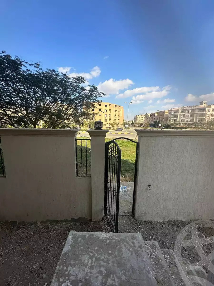 https://aqarmap.com.eg/en/listing/6026988-for-sale-cairo-el-shorouk-lmntq-lthmn-neighbourhood-1