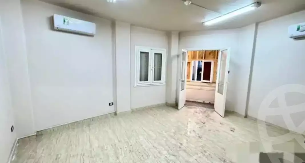 https://aqarmap.com.eg/ar/listing/6027890-for-rent-alexandria-zezenia-ibrahim-el-attar-st