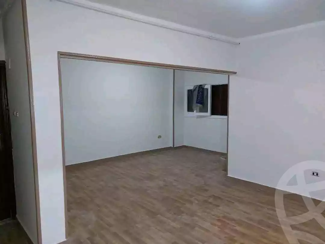 https://aqarmap.com.eg/en/listing/6028042-for-rent-cairo-mokattam-lhdb-l-ly-shareaa-9