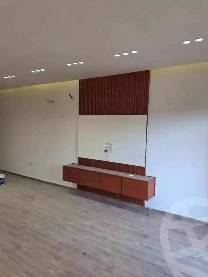 https://aqarmap.com.eg/ar/listing/6028360-for-sale-cairo-mokattam-el-hadabah-el-wosta-compounds-dyar-city-3-compound