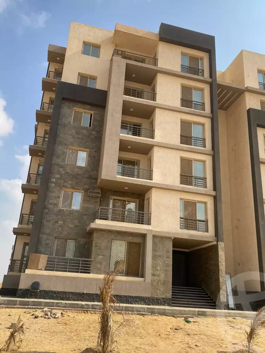 https://aqarmap.com.eg/en/listing/6028709-for-sale-cairo-el-sheikh-zayed-city-lshykh-zyd-ljdyd-west-view-residence-hdp