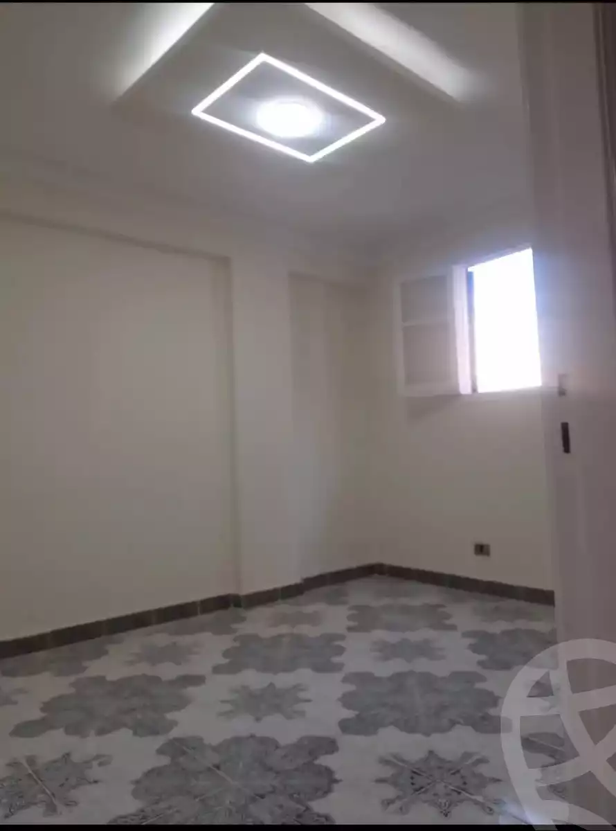 https://aqarmap.com.eg/en/listing/6029920-for-sale-alexandria-el-asafra-shr-45