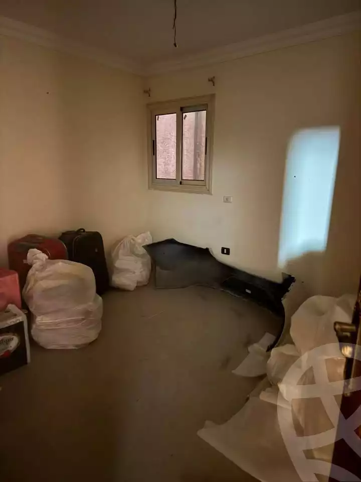 https://aqarmap.com.eg/ar/listing/6029928-for-sale-alexandria-glim
