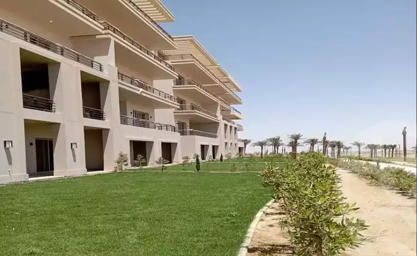 https://aqarmap.com.eg/ar/listing/6031332-for-sale-cairo-mokattam-compounds-uptown-cairo