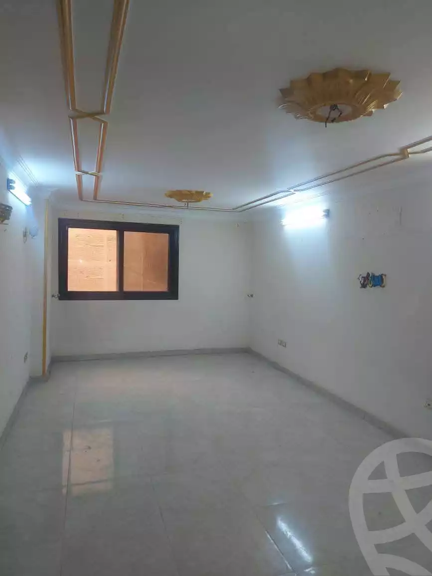 https://aqarmap.com.eg/en/listing/6031710-for-sale-cairo-helwan-helwan-el-sharkeya-mostafa-safwat-st