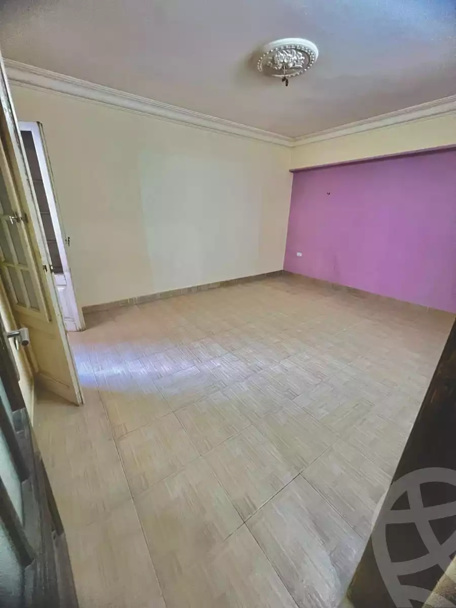 https://aqarmap.com.eg/ar/listing/6033260-for-sale-cairo-helwan-helwan-el-sharkeya-saleh-sobhy-st