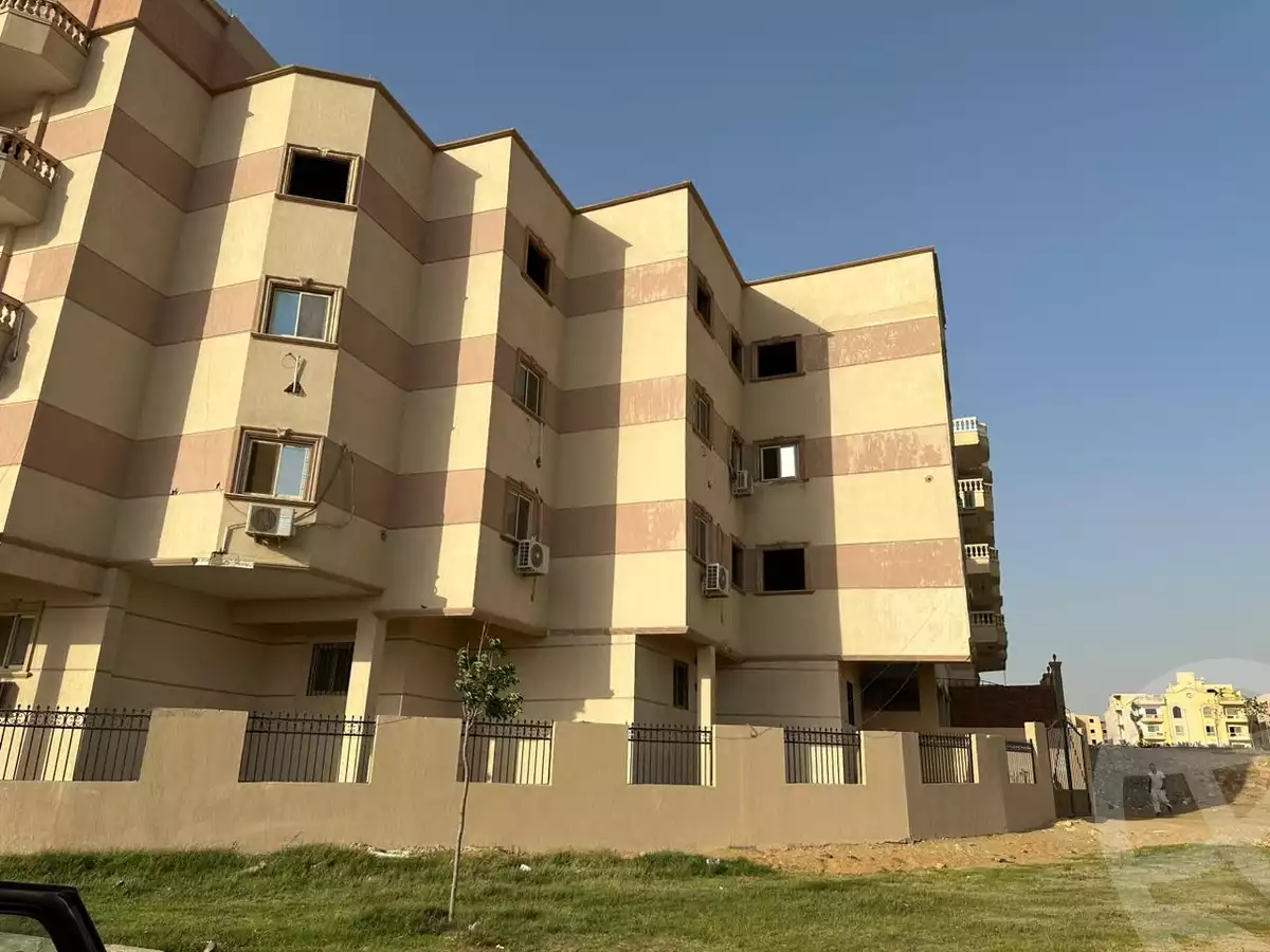 https://aqarmap.com.eg/en/listing/6033567-for-sale-cairo-el-shorouk-lmntq-lthlth-neighbourhood-3