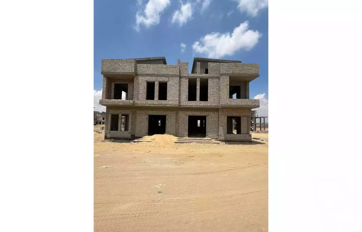 https://aqarmap.com.eg/en/listing/6033928-for-sale-cairo-el-sheikh-zayed-city-compounds-t-pearl-compound-torec