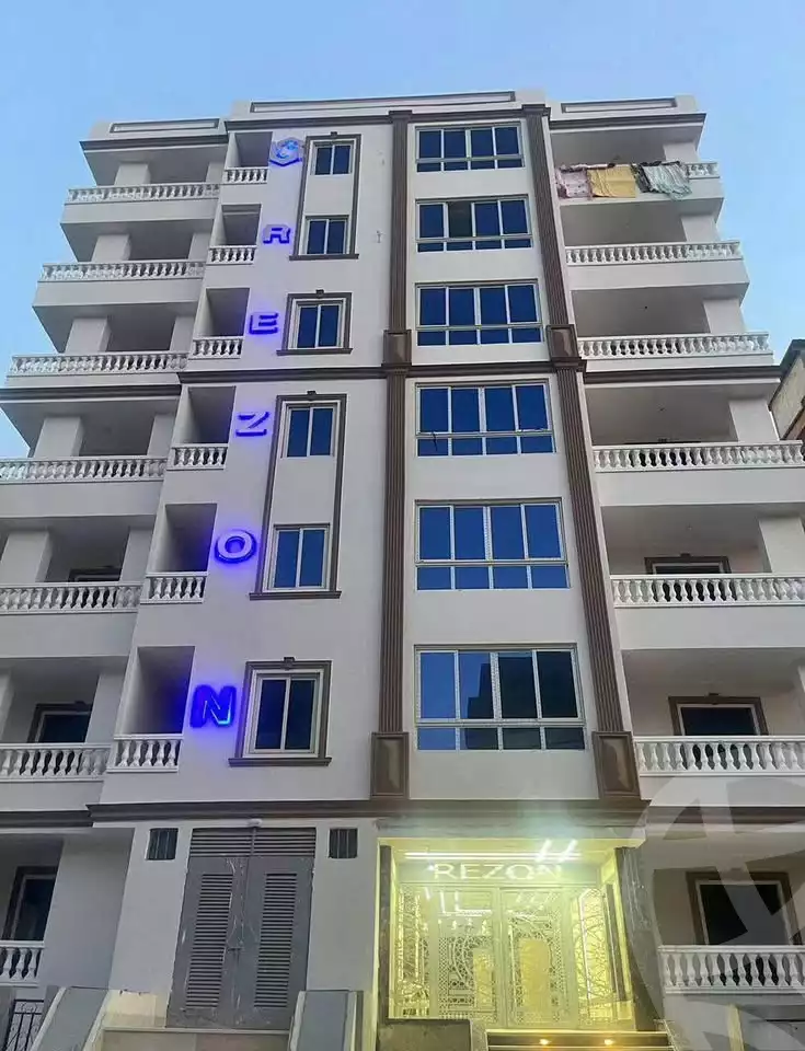 https://aqarmap.com.eg/en/listing/6034324-for-sale-cairo-mokattam-lhdb-l-ly-shareaa-9