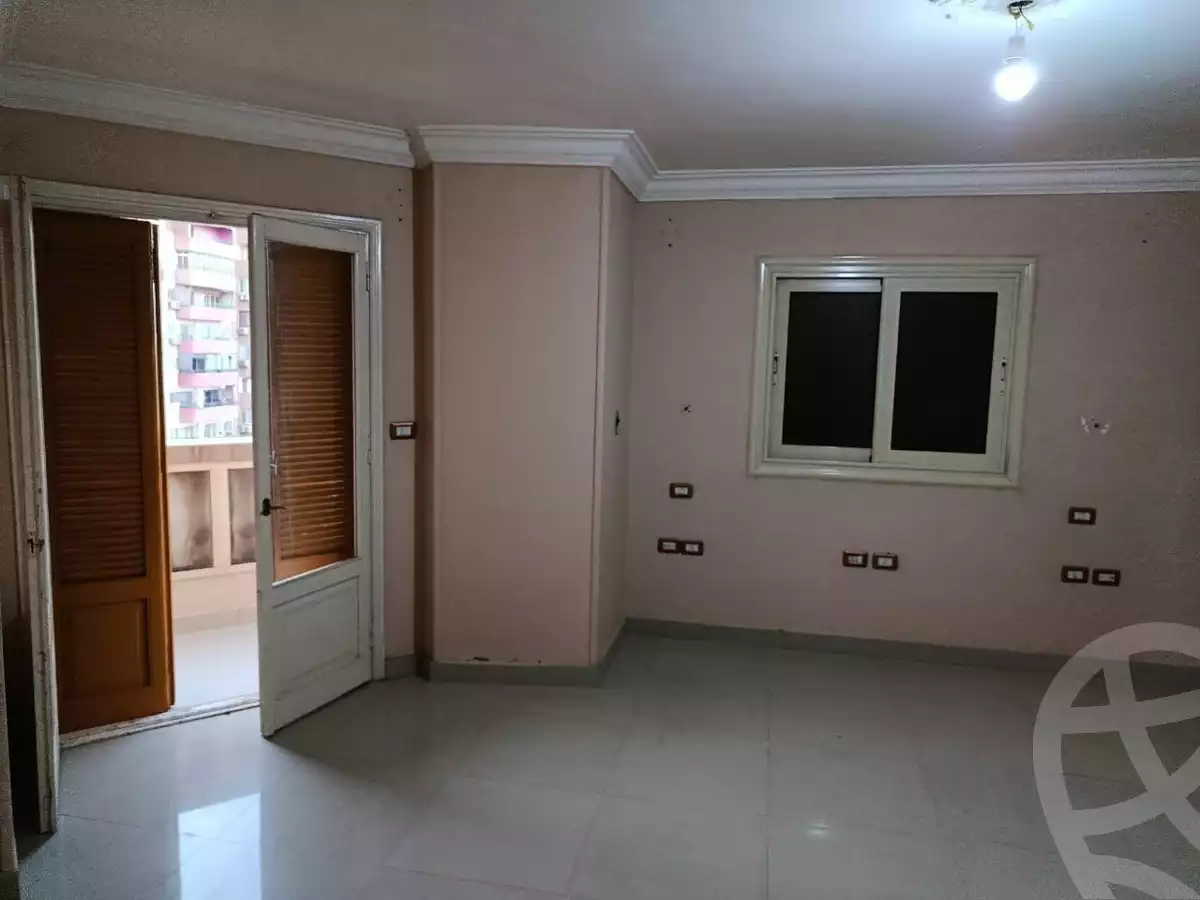 https://aqarmap.com.eg/en/listing/6035777-for-sale-cairo-hadayek-el-koba-emtedad-shareaa-wali-al-aahd