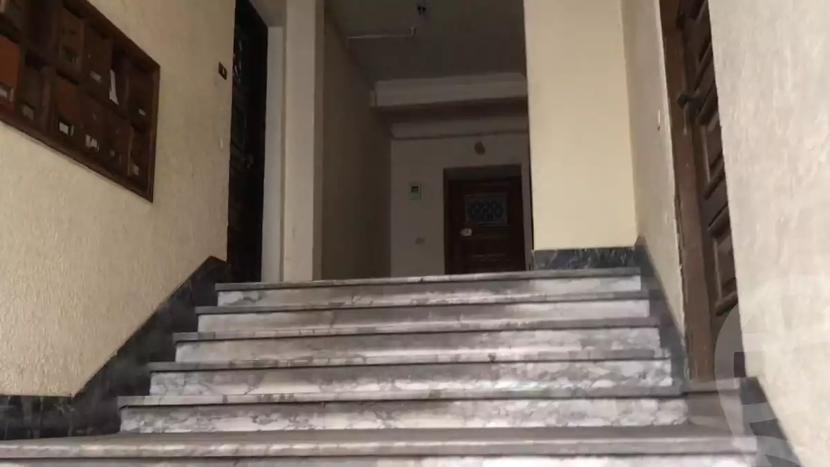 https://aqarmap.com.eg/ar/listing/6015574-for-sale-alexandria-l-zryt-champollion-st