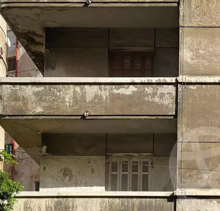 https://aqarmap.com.eg/ar/listing/6015574-for-sale-alexandria-l-zryt-champollion-st