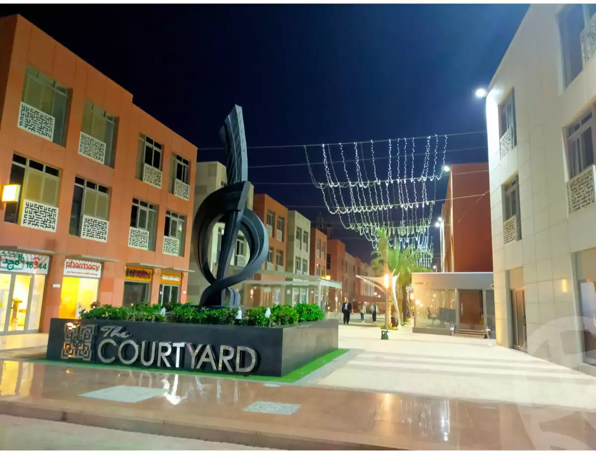 https://aqarmap.com.eg/en/listing/6036984-for-rent-cairo-el-sheikh-zayed-city-compounds-the-courtyard-mall-dorra