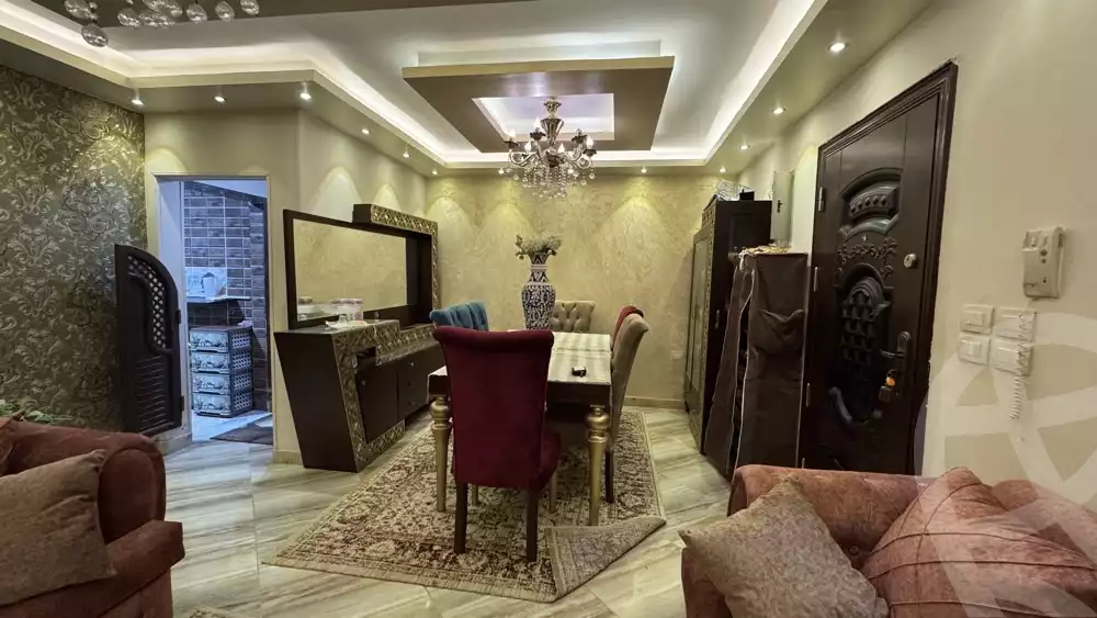 https://aqarmap.com.eg/en/listing/6037353-for-sale-cairo-mokattam-el-hadabah-el-wosta-el-mantaqa-el-olaa-baron-school-street