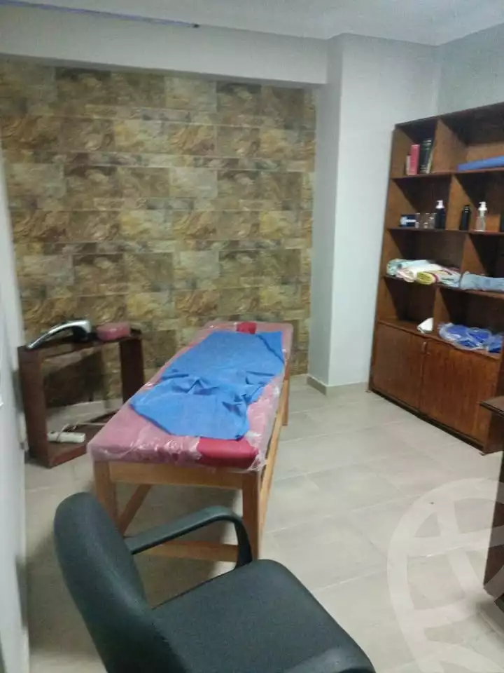 https://aqarmap.com.eg/ar/listing/6037560-for-rent-alexandria-shds